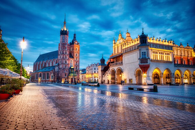 2-Hour City Walking Tour in Creepy Krakow - Key highlights to look for