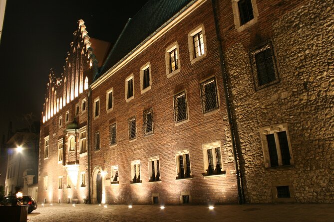 2-Hour City Walking Tour in Creepy Krakow - Floriańska Street stories: buildings that feel like characters
