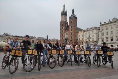 2 Hours Old Town Guided Bike Tour in Krakow - Bike setup, comfort, and the stuff that makes riding easier