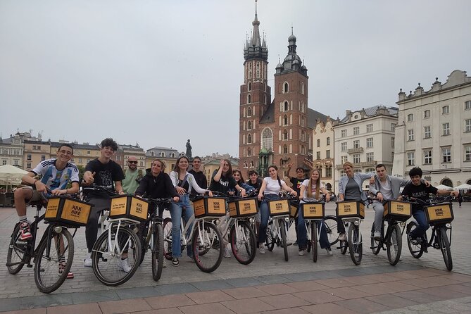 2 Hours Old Town Guided Bike Tour in Krakow - Bike setup, comfort, and the stuff that makes riding easier