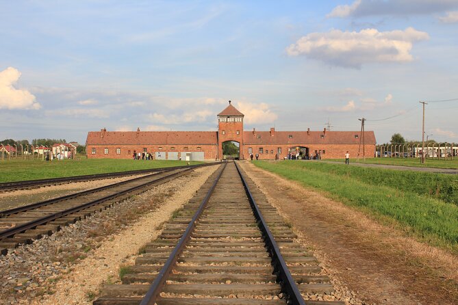 Auschwitz and Birkenau Memorial and Museum Guided Tour from Krakow - What You’ll Learn: WWII Context Without the Guesswork