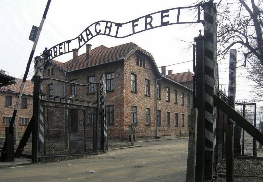 Auschwitz-Birkenau and Krakow Private Car Trip from Katowice - Key points to know before you go