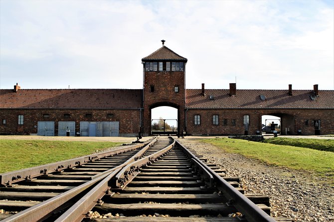 Auschwitz & Birkenau English guided tour by private transport from Katowice - Entering Auschwitz Museum with an English guide (about 2 hours)