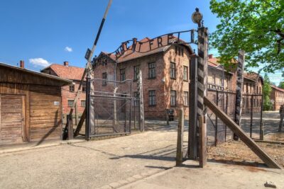 Auschwitz Birkenau Guided tour with transport - Auschwitz I: Where the Story Becomes Real Buildings