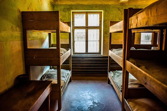 Auschwitz & Birkenau Live Guide Tour Entrance Ticket - Where this tour can get complicated: build in buffer
