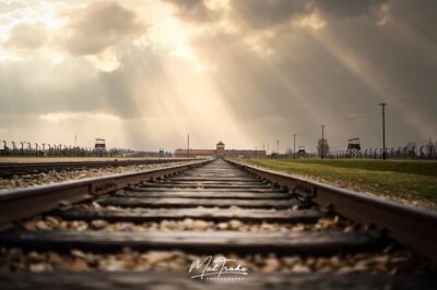 Auschwitz-Birkenau Memorial and Museum Guided Tour - Private Transport - First stop: Auschwitz museum area and getting your bearings