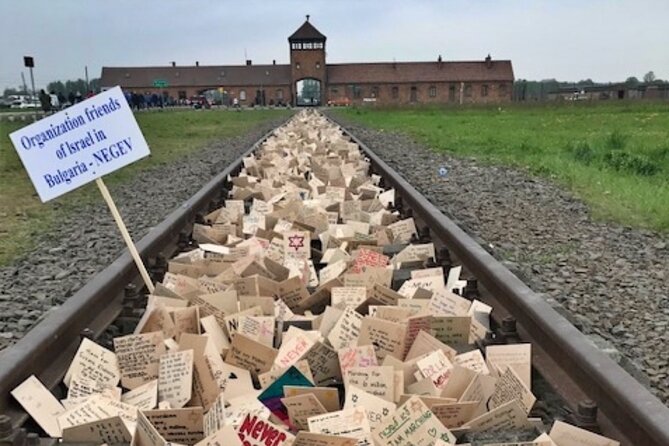 Auschwitz-Birkenau: private or group & Schindler's Factory option - Auschwitz I Museum: How the Official Parts Shape Your Day