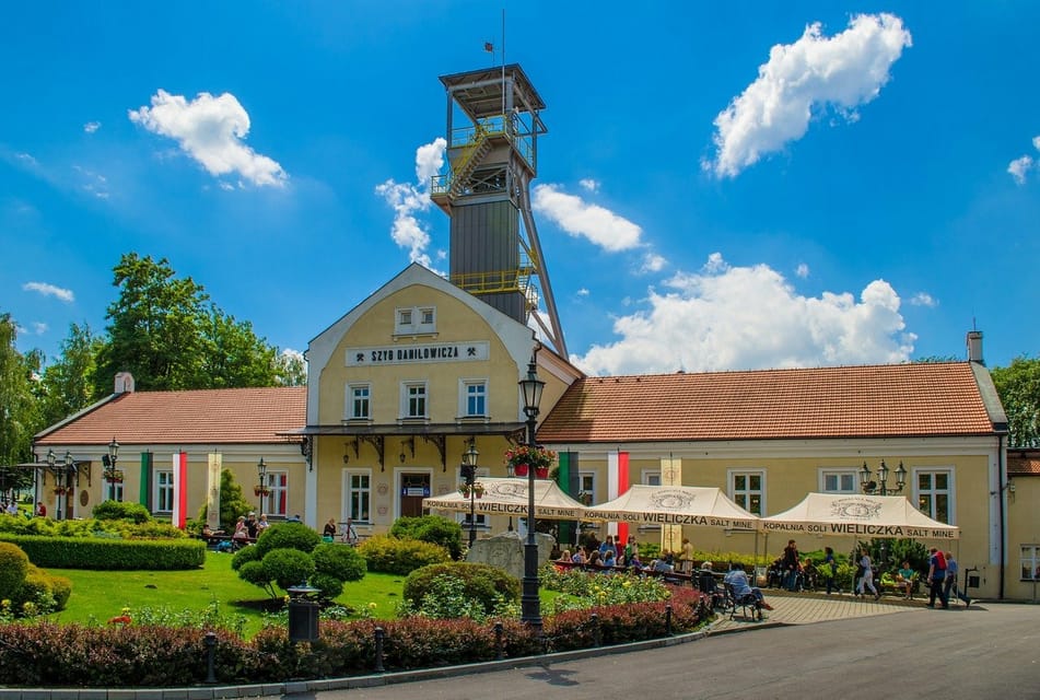 Auschwitz-Birkenau & Salt Mine Tour in One Day from Krakow - Should you book this Auschwitz-Birkenau and Salt Mine one-day tour?