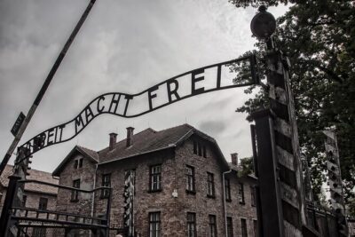 Auschwitz-Birkenau - Skip the Line Tickets - Meeting point vs ticket redemption: the easiest way to stay calm