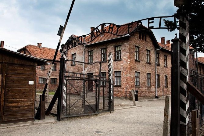 Auschwitz-Birkenau & Wieliczka in one day (Guided tour) - Key things to know before you go