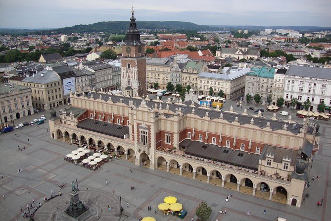 City Tour by electric car- Krakow - The driver and the commentary: how you’ll actually experience the route