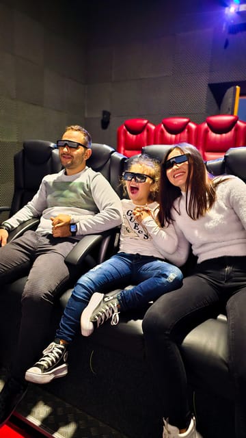 Cracow: ,,House Of Attractions'' 7D cinema - Inside the Theater: Seats, 3D, and Sensory Effects