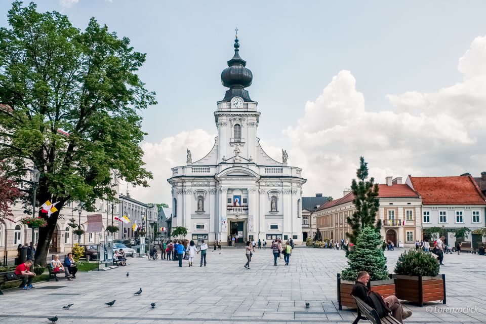 Day Tour: Traces of Pope John Paul II near Krakow - Łagiewniki and the Sanctuary of Divine Mercy: where the pilgrimage centers