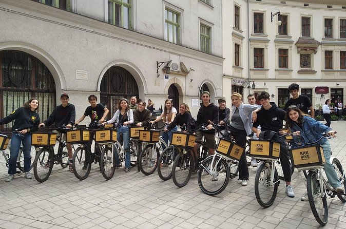 Discover the Jewish Quarter with a Bike Tour - Remuh and Kupa: when you want optional inside access