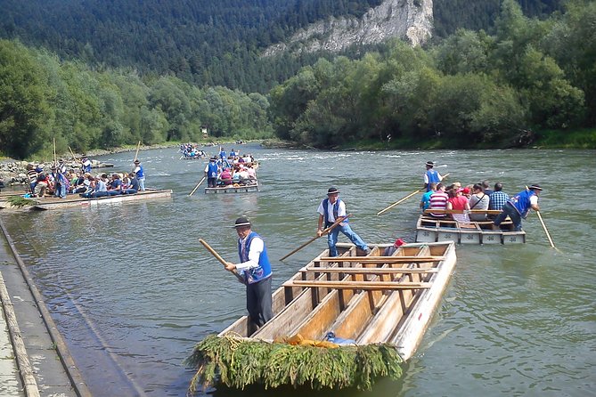 DUNAJEC River Gorge traditional rafting, PRIVATE TOUR from Krakow - Guides, timing, and what “private” changes