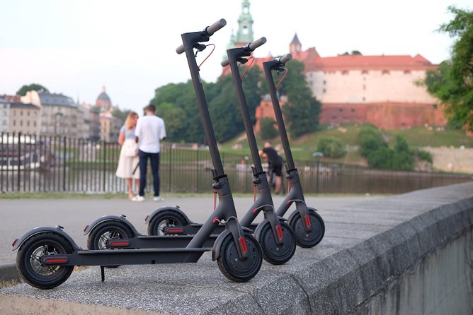 E-Scooter Krakow sightseeing tour - Why an e-scooter tour makes Krakow feel smaller
