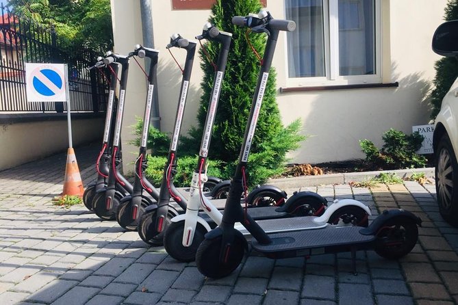 E-Scooter rental 24 hours - What you actually get: helmet, map, hints, and charger