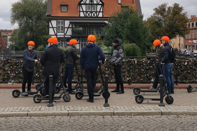 Electric Scooter Tour: Old Town Tour - 2-Hours of Magic! - Safety and Comfort: Helmets, Limits, and Common Sense