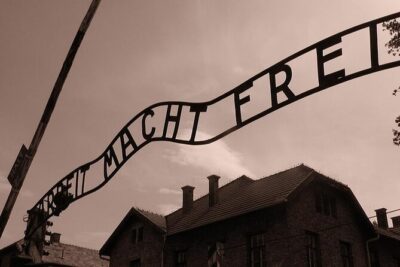 Exclusive Small Group Auschwitz-Birkenau Guided Tour from Krakow - Skip the Line at Auschwitz: How the First Camp Is Actually Laid Out