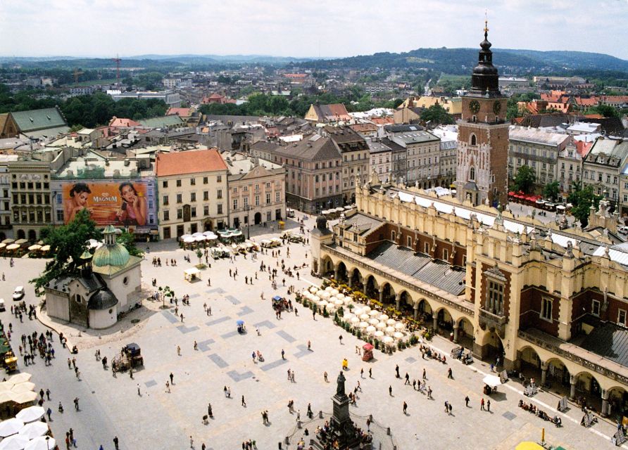 Family Tour of Krakow Old Town with Sweets Factory & Cruise - Price and value: what $96 buys you