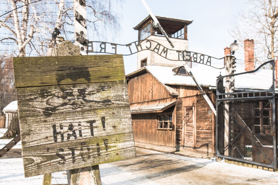 From Krakow: Auschwitz and Wieliczka Salt Mine Full-Day Trip - What to bring (and what not to bring): the rules that affect your day