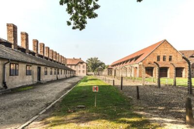 From Krakow: Auschwitz Birkenau and Salt Mine Guided Tour - Krakow pickup: start point, timing, and the easiest way to find the bus