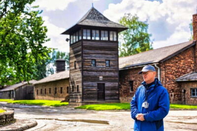 From Krakow: Auschwitz-Birkenau Guided Tour with Transport - Krakow Pick-Up (Pawia 18b or Kiss&Ride) and a Coach Ride in Air-Conditioned Comfort