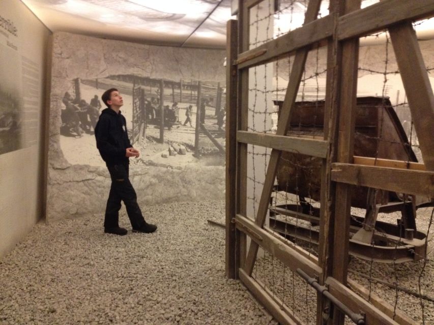 From Krakow: Auschwitz-Birkenau Private or Shared Tour - The quick coach ride and break time between camps