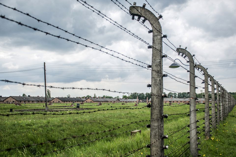 From Krakow: Auschwitz Birkenau Self-Guided Tour - The rhythm of the day: your full route and what each stop means