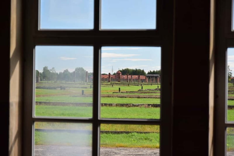 From Krakow: Auschwitz-Birkenau Tour with Transportation - Birkenau Memorial: understanding scale within a set time slot