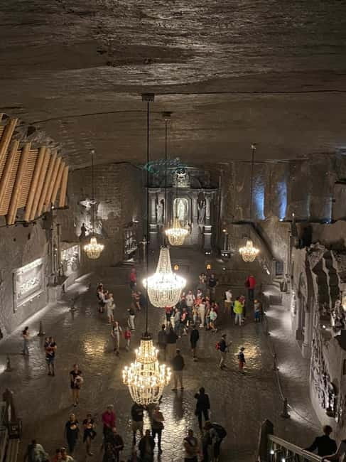 From Krakow: Auschwitz-Birkenau & Wieliczka Salt Mine Tour - Morning pickup in Krakow: the schedule reality