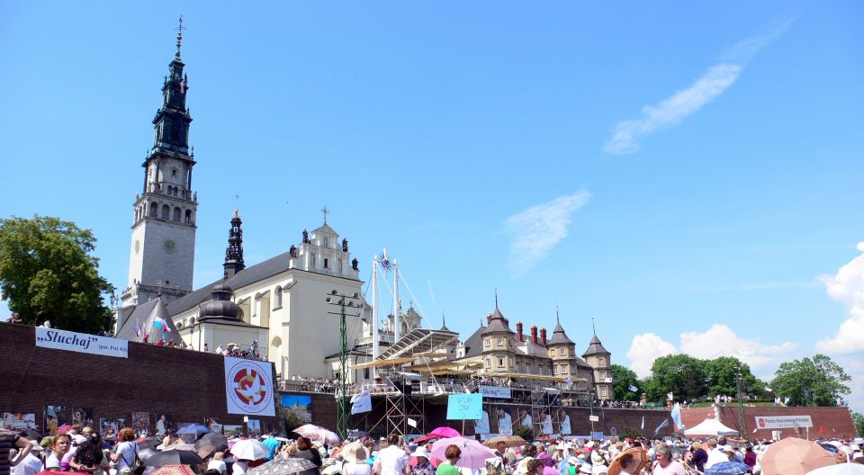From Krakow: Full-Day Wadowice & Czestochowa Tour - How the monk-led guidance changes what you notice