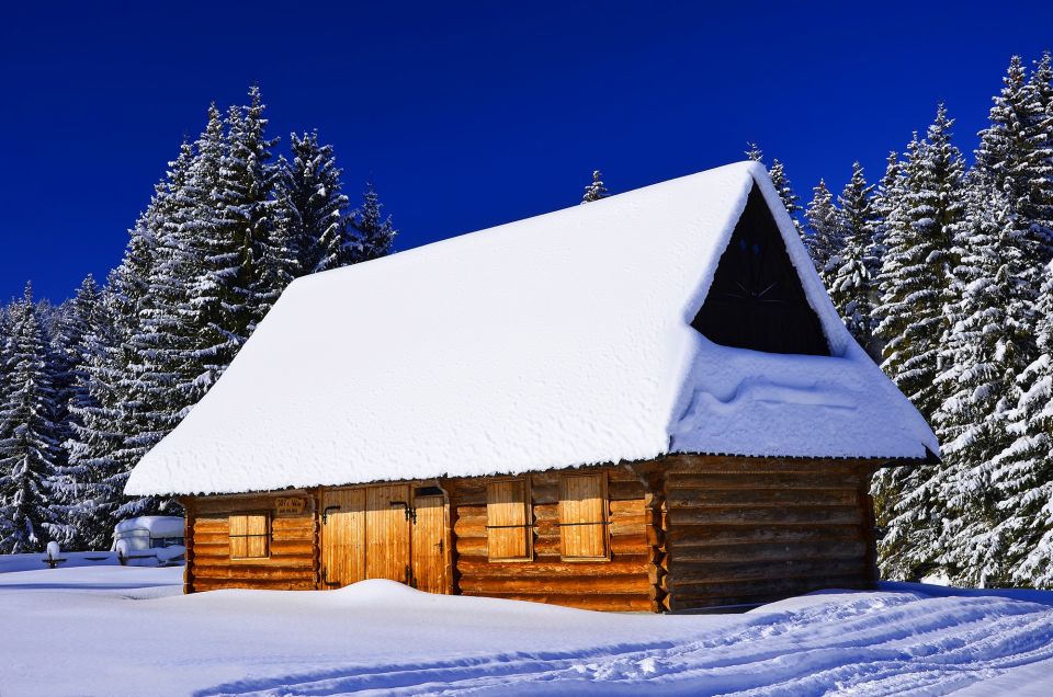 From Krakow: Hot Springs and Zakopane with Gubałówka - Chochołów and Góral Life: Wooden Houses With Real Stories