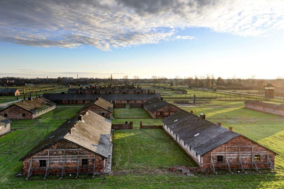 From Krakow: Roundtrip Transportation to Auschwitz Birkenau - Pickup timing and ride comfort on a long day