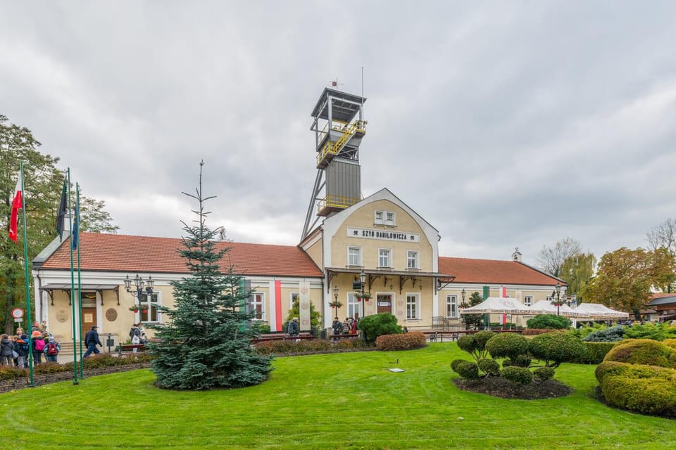 From Krakow: Salt Mine Guided Tour with hotel pick up - Who this Krakow-to-Wieliczka tour is best for