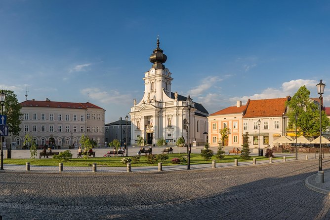 From Krakow: The Black Madonna of Czestochowa & John Paul II Family Home - Częstochowa and the Black Madonna: how the shrine visit is paced