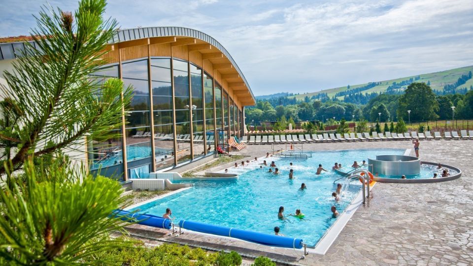 From Kraków; to Białka Thermal Baths private tour - The quiet zone: thermal pools for calm, silence, and reset