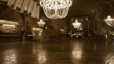 From Krakow: Wieliczka Salt Mine Guided Tour & Transfer - Inside the mine: what you’ll actually see and why it works