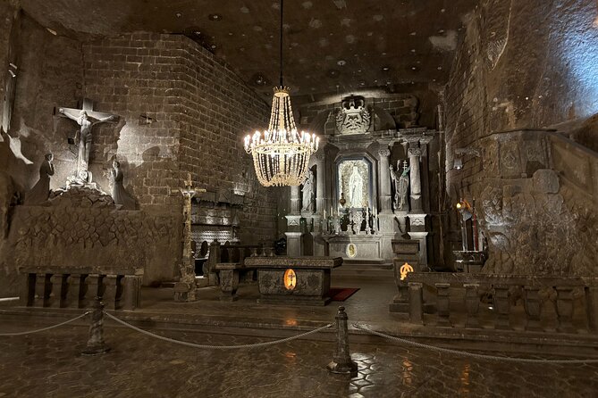 From Krakow: Wieliczka Salt Mine Guided Tour with Hotel Transfers - What to do before you go (so the mine feels easier)