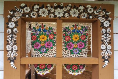 From Krakow: Zalipie and Painted Village Guided Tour - Walking Zalipie: Painted Houses, Stoves, and Paper Flowers