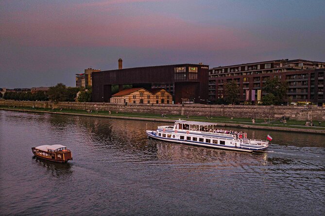 Gondola cruise The Vistula River Krakow private tour up to 12 person - Value and price: $174.60 per group up to 12 people