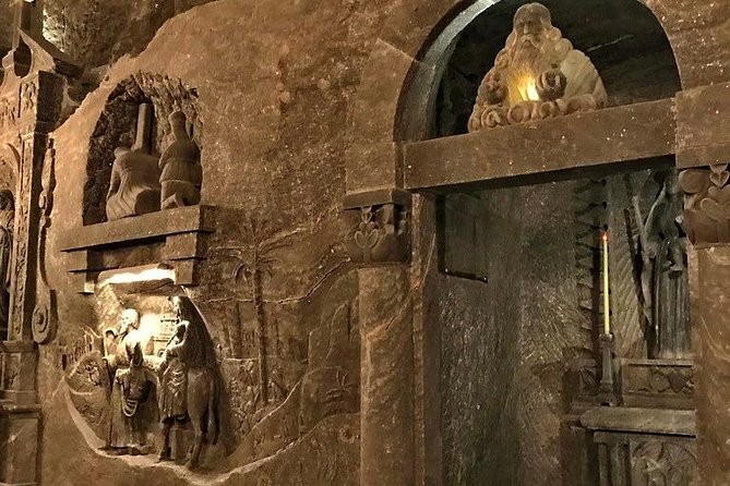 Guided Tour from Krakow to Salt Mine Wieliczka with hotel pick up - From Krakow to Wieliczka: why this half-day format works