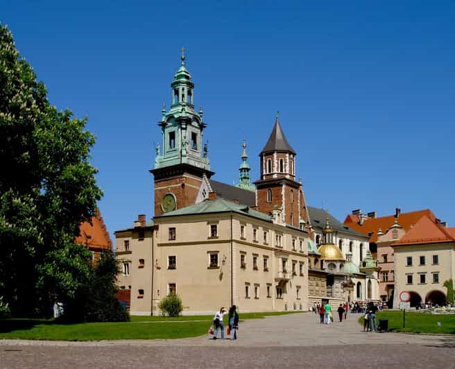 Guided Tour of the Wawel Castle & Cathedral in Cracow - Wawel Castle State Rooms: Renaissance décor, court life, and art you can actually see