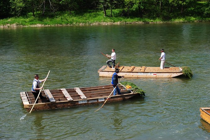Half-Day Dunajec River Rafting tour from Krakow - The end in Szczawnica: making the trip feel like more than transportation