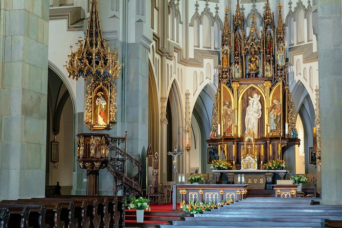 Highlights & Hidden Gems of Krakow - Starting at plac Jana Matejki: how the 3 hours are set up