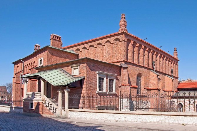Jewish Quarter Kazimierz Guided Walking Tour in Krakow - Szeroka Street: The 16th–18th Century “Big Picture” View