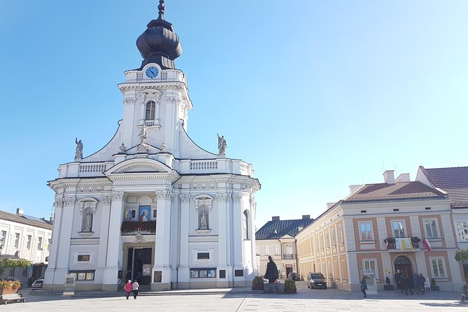 John Paul II Family House Museum & Wadowice Tour from Krakow - Private Transport: The Real Value in the Ticket Price