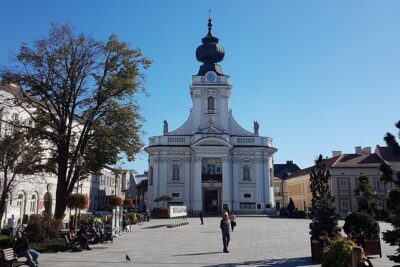 John Paul II Family House Museum & Wadowice Tour from Krakow - Stop 1: John Paul II Family Home (Plan Your Time and Admission)