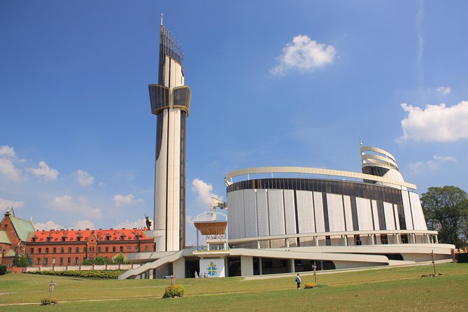 John Paul II Route Guided Tour With Private Transport - Stop 3: Sanctuary of St. John Paul II and the relic-focused experience
