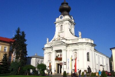 "John Paul II Route" PRIVATE -Wadowice, Kalwaria Z.-Łagiewniki - Stop 1 in Wadowice: Minor Basilica of the Presentation of the Blessed Virgin Mary